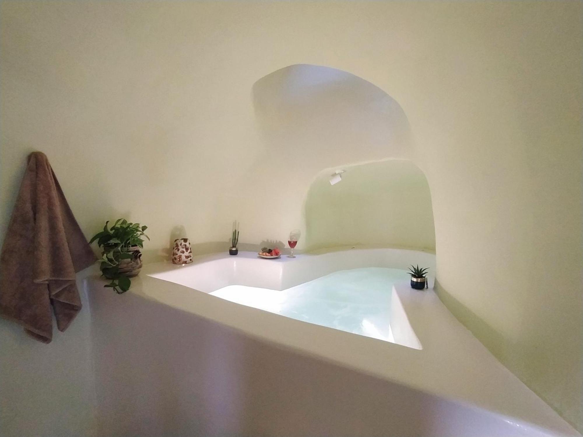 Santorini Oasis- Cave House Villa Firá Buitenkant foto