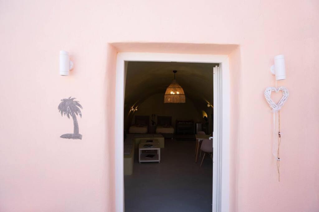Santorini Oasis- Cave House Villa Firá Buitenkant foto