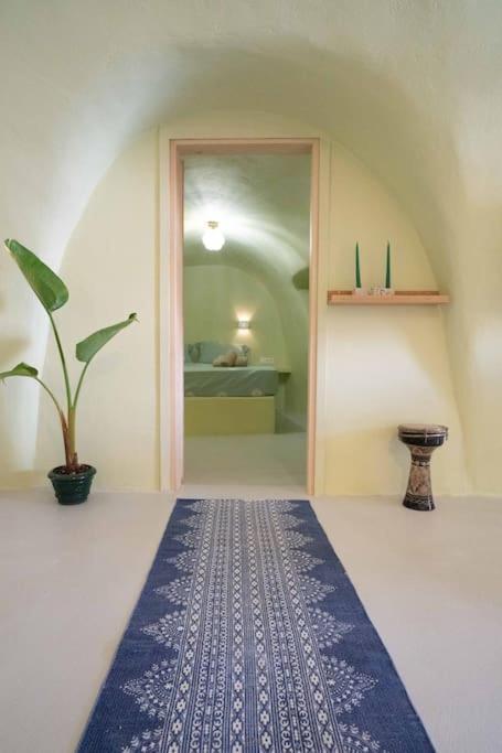 Santorini Oasis- Cave House Villa Firá Buitenkant foto